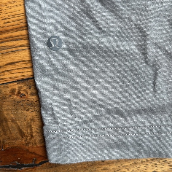 BUNDLE lululemon golf shorts - Picture 9 of 9